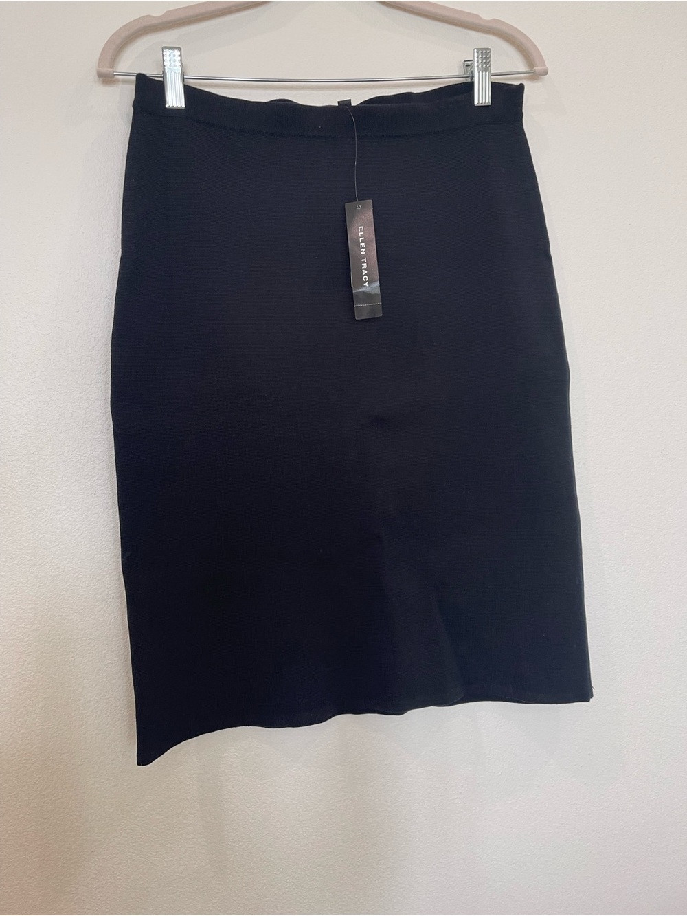 Ellen Tracy Black Timeless Pencil Skirt- Silk & Cotton Blend